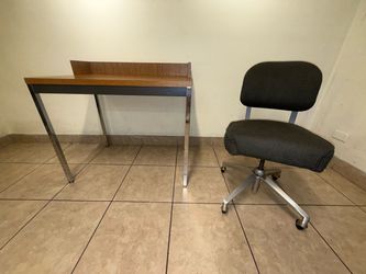 MCM Steelcase office chair and desk