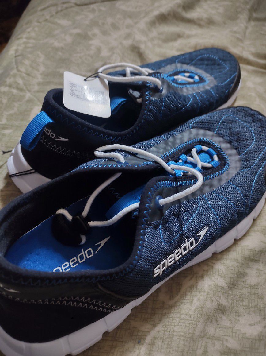 New Speedo Deck Water Shoes Size 10 Mens for Sale in Colorado Springs, CO -  OfferUp