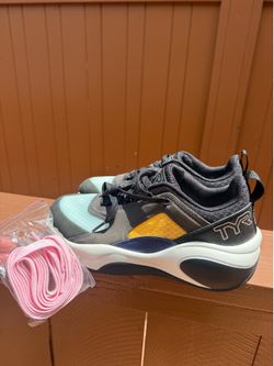 TYR CXT-Flow multicolor trainers