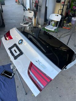 BMW x5 F15 tailgate