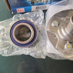 Honda Civic 2002 Hub Assembly
