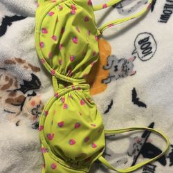 Wild Fable Neon Green Strawberry Bikini – Top M + Bottoms XS & M | Never Worn 