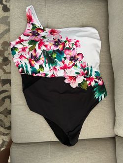 Longitude off the shoulder / side mesh one piece (Brand New) Size 20