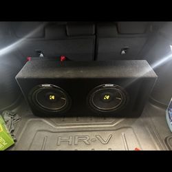 Kicker Dual 10" Subwoofers in Vented Enclosure With a Crunch Ground 3500 Watt Amplifier + plus wires