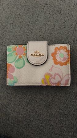 Coach accordion card case
