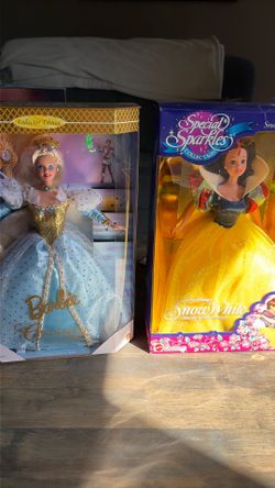 Disney Snow White and Cinderella Barbie