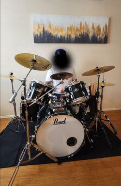 Pearl Drum Set 5 Piece + Zildjian Symbols +