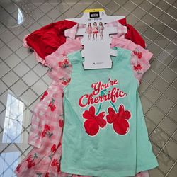 Disney Minnie Mouse Kids' 4-Piece Clothing Set Size 5