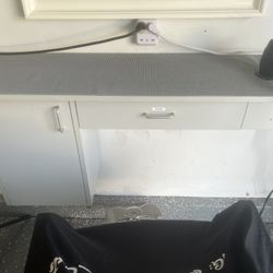 Barber/Salon Station