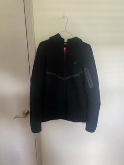 nike tech size m