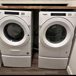 Washer And Dryer +2 Raisers/ Pedestals