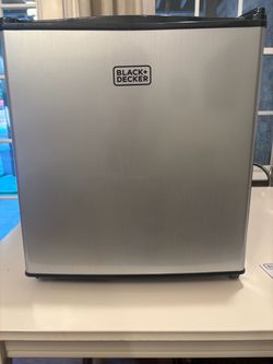 Dorm refrigerator stainless