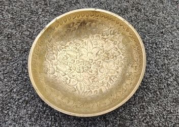 Vintage Brass bowl, 3 toe/footed