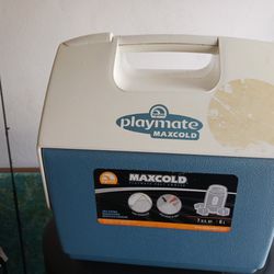 Playmate Maxcold Blue Cooler