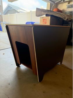 FREE Litter Box House