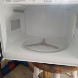 Bendo Microwave Casi Nuevo 
