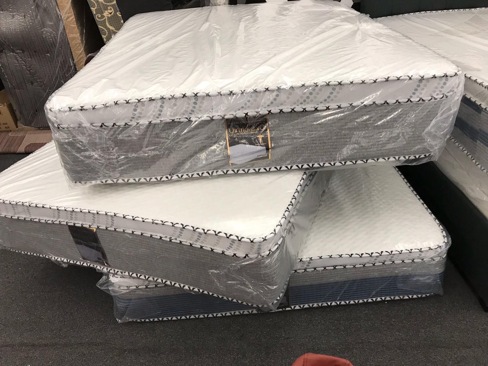 ORTHOPEDIC PILLOWTOP MATTRESS AND BOXSPRING