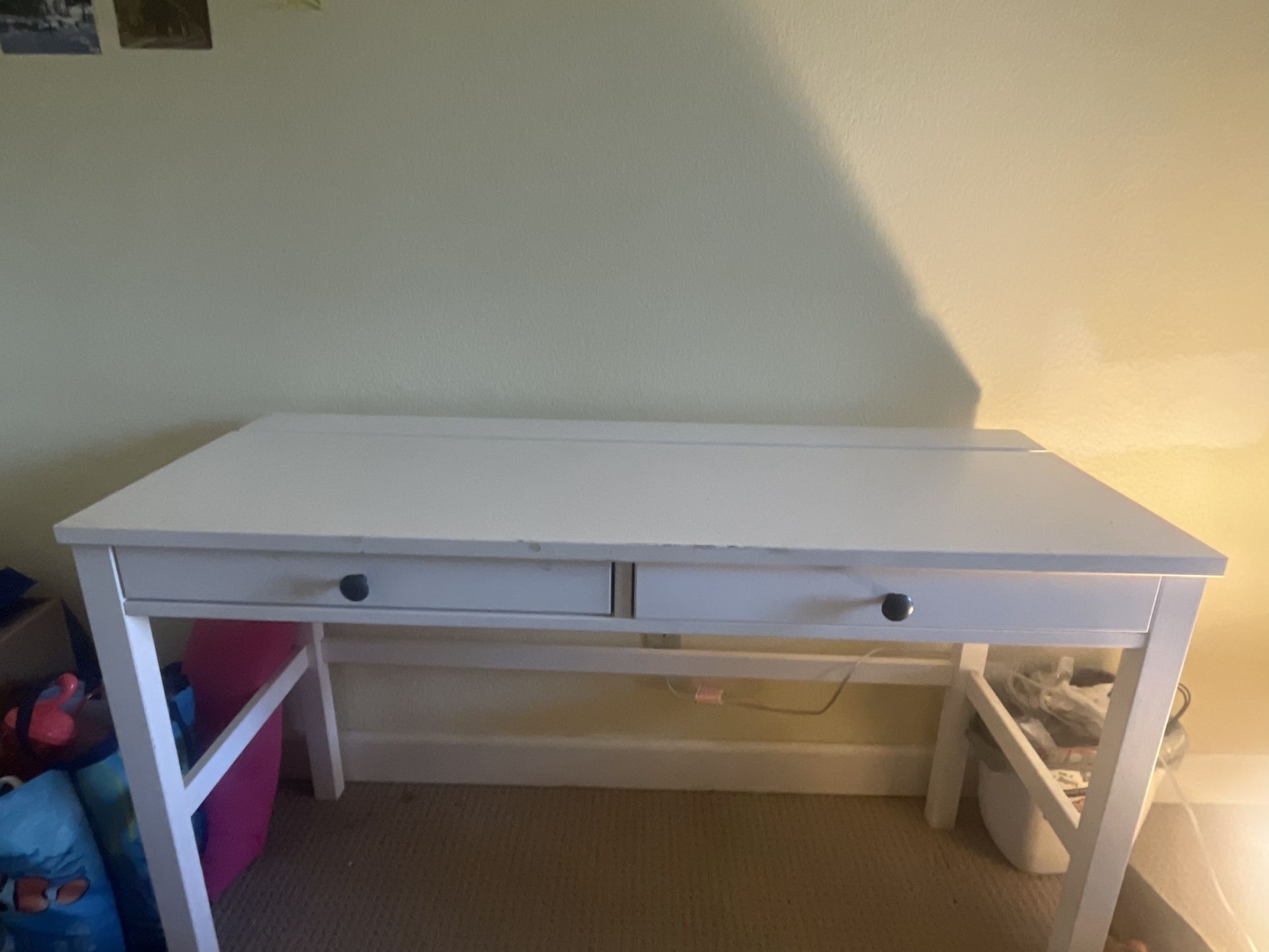 IKEA Hemmes Desk