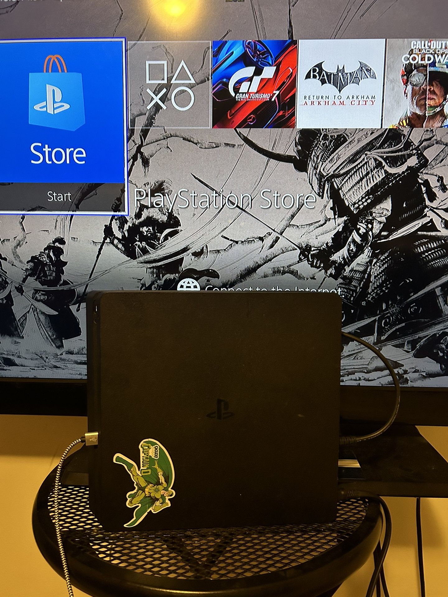 PlayStation 4 PS4 Slim