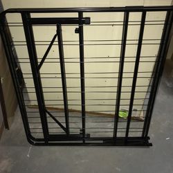 Foldable Twin size metal frame