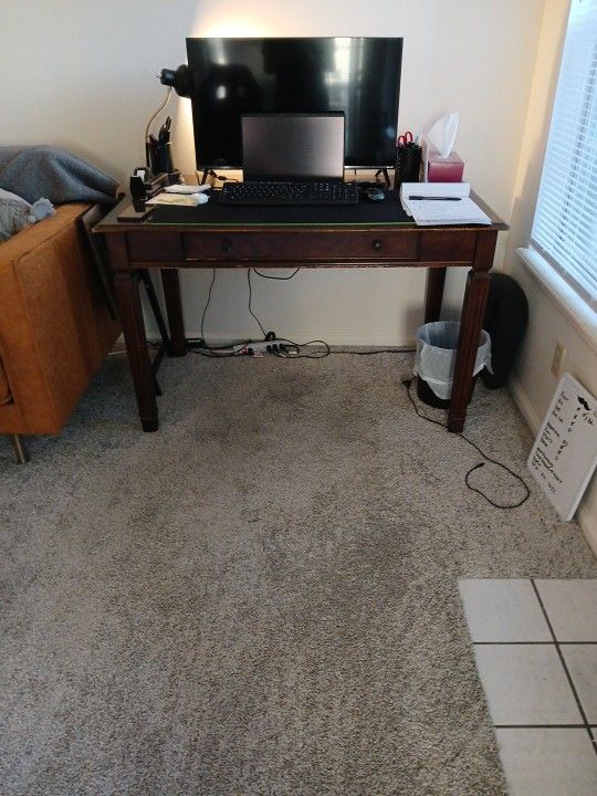 Simple Desk