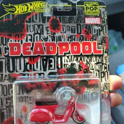 Hot Wheels Deadpool Scooter