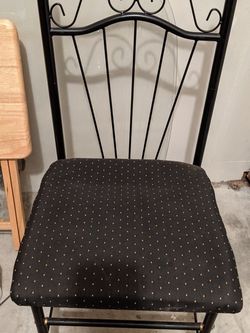 2 Chairs $5