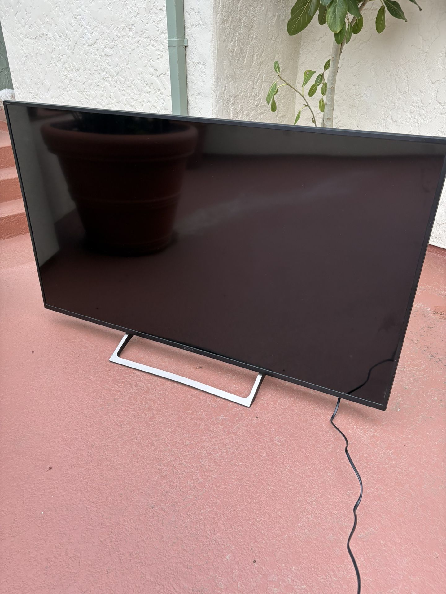 Sony 55” X720E