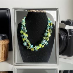 Vtg Turquoise Stone Acrylic Green Murano Glass Mother of Pearl Shell Necklace
