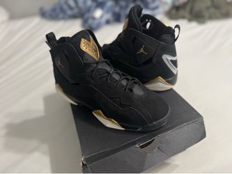 Jordan True Flights - Black and Gold size 6.5 Y