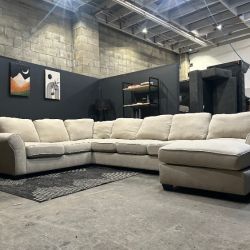 Ashley Wilcot 4 Piece Sectional Sofa (Retails $3,700) - Delivery Available!
