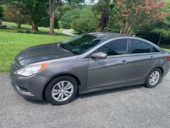 2011 Hyundai Sonata. Low milages 64K Only