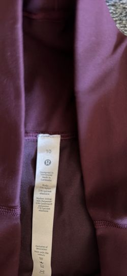 Lululemon high rise 8 inch shorts in size 10 women