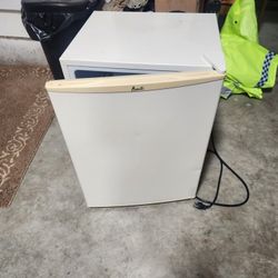Small Refrigerator