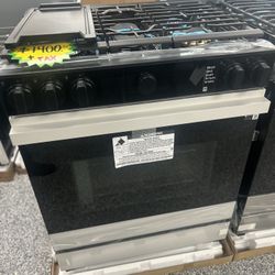 SAMSUNG SLIDE IN GAS STOVE !!! Air Fryer!! Convection Oven!!! BESPOKE GLASS WHITE COLOR BRAND NEW!!5 Burners With Grilled!!!!