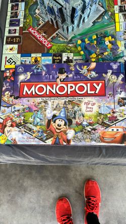 Monopoly Disney Theme Park Pop-Up