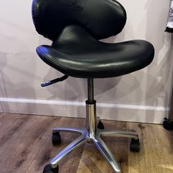 Manicuring/ Pedicure Chair 