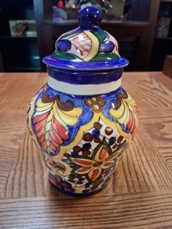 Talavera de Capris Mexican Pottery Hand Painted Ceramic Vase