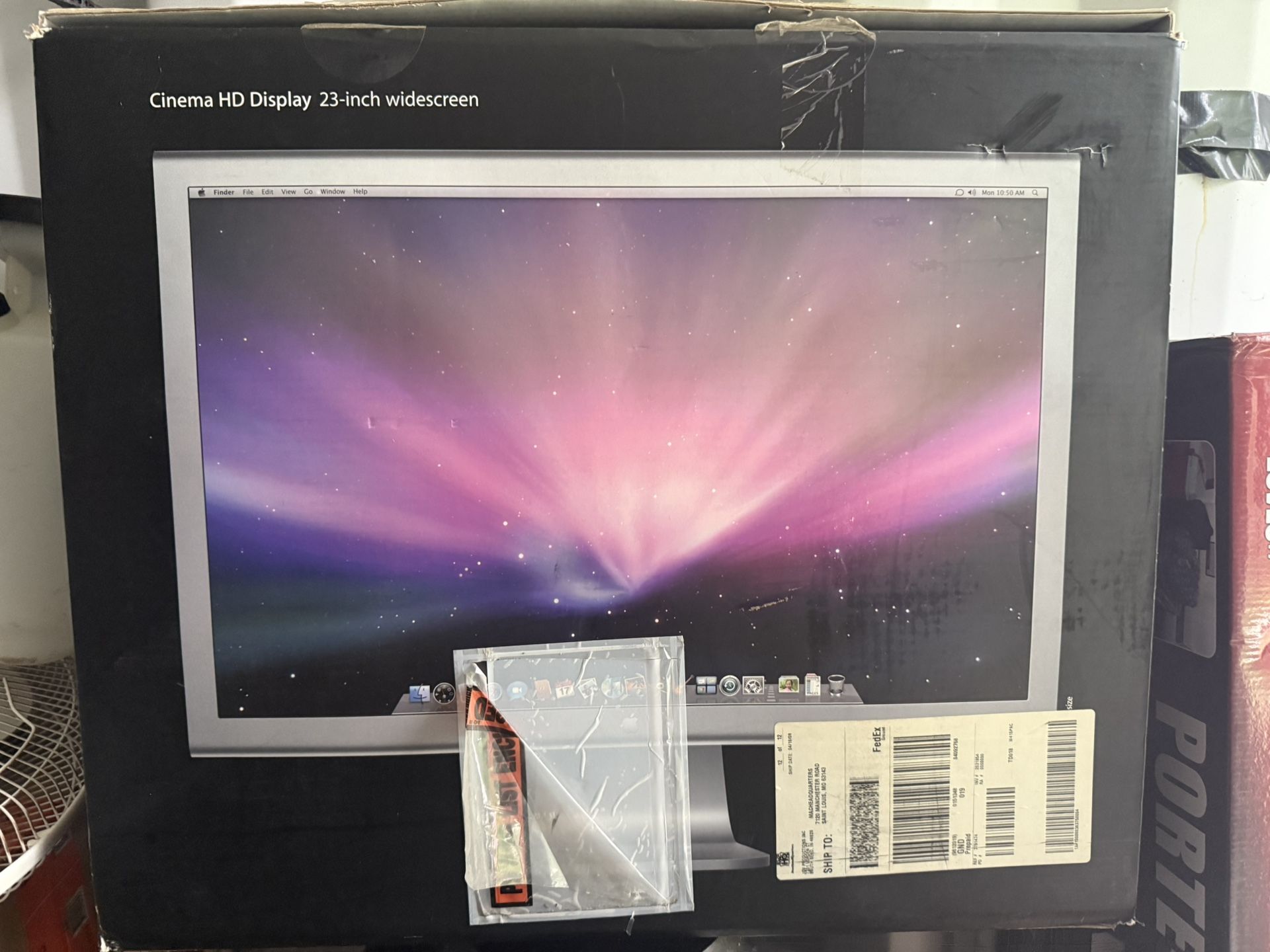 Apple Cinema Display 23-Inch (Aluminum)