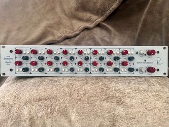 Rupert Neve Designs 5059 Satellite 16x2+2 Summing Mixer
