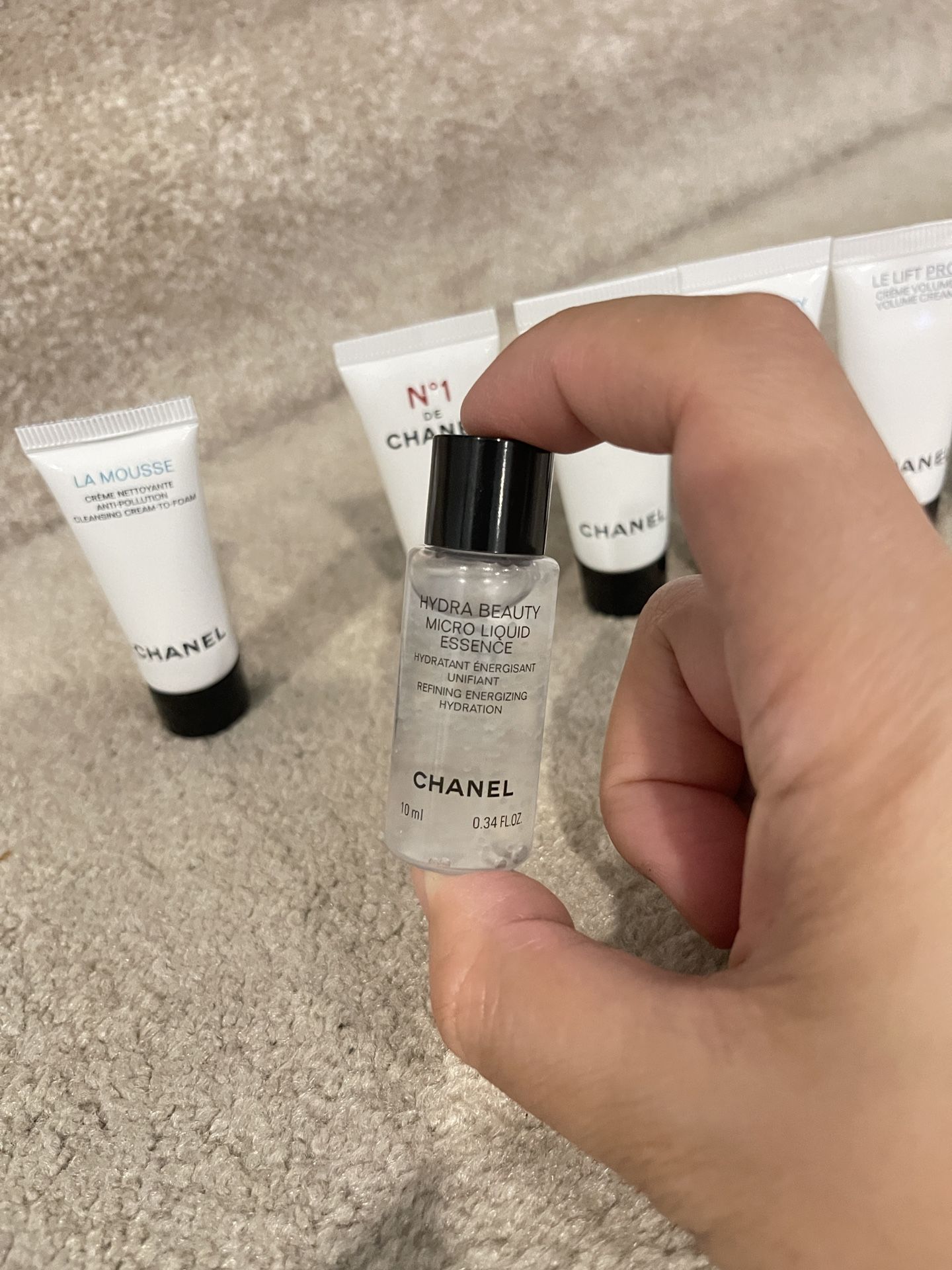 Deal-Chanel 7pc mix skincare sample set
