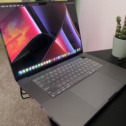 MacBook Pro 16" Laptop - Apple M1 Pro chip - 16GB Memory - 512GB SSD - Space Gray - Space Gray 