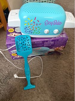 EASY BAKE OVEN $20