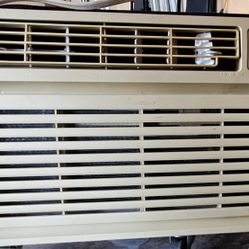 Window Type Air Conditioner Unit