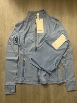 Lululemon defined jacket and legging size 8