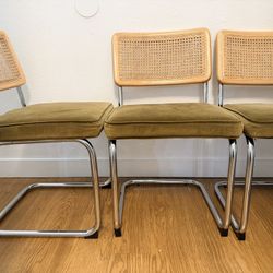 Set Of 4 Chairs 