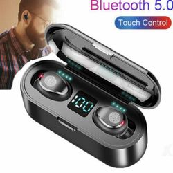 Wireless Noise Cancelling Bluetooth Headphones With LED Display 