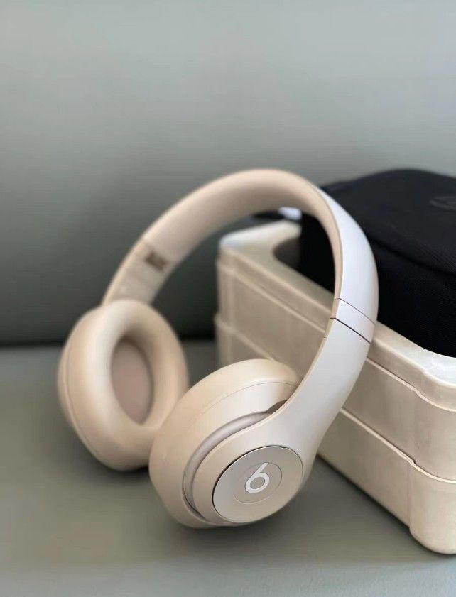 Beats Studio Pro