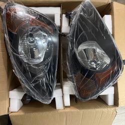 Honda CRV 2004 Brand New Headlights In Box 