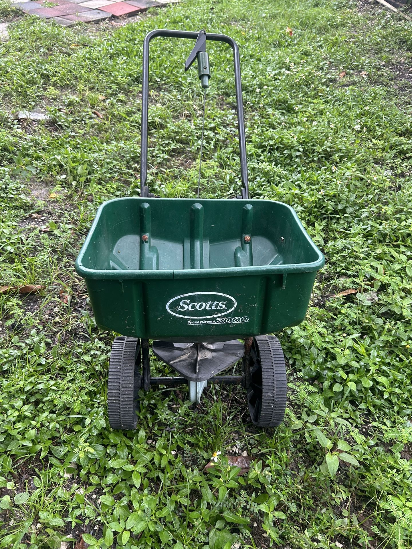 Scotts Speedy Green 2000null